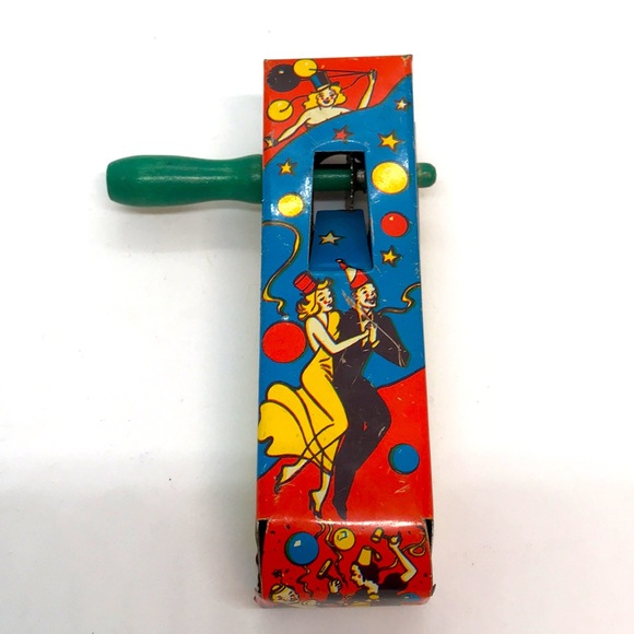 Vintage New Years Eve Noise Maker, Made in USA - Picture 4 of 5